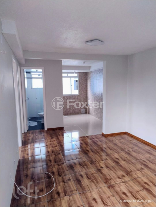 Apartamento à venda com 2 quartos, 45m² - Foto 2