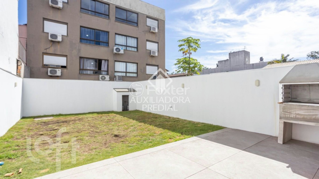 Casa à venda com 3 quartos, 126m² - Foto 8