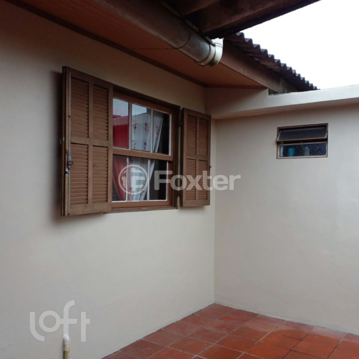 Casa à venda com 2 quartos, 289m² - Foto 4