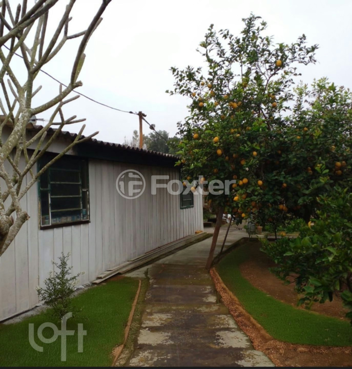 Casa à venda com 2 quartos, 289m² - Foto 2