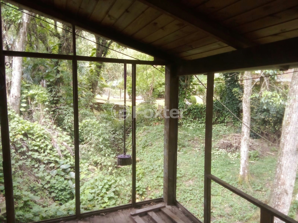 Casa à venda com 2 quartos, 70m² - Foto 18