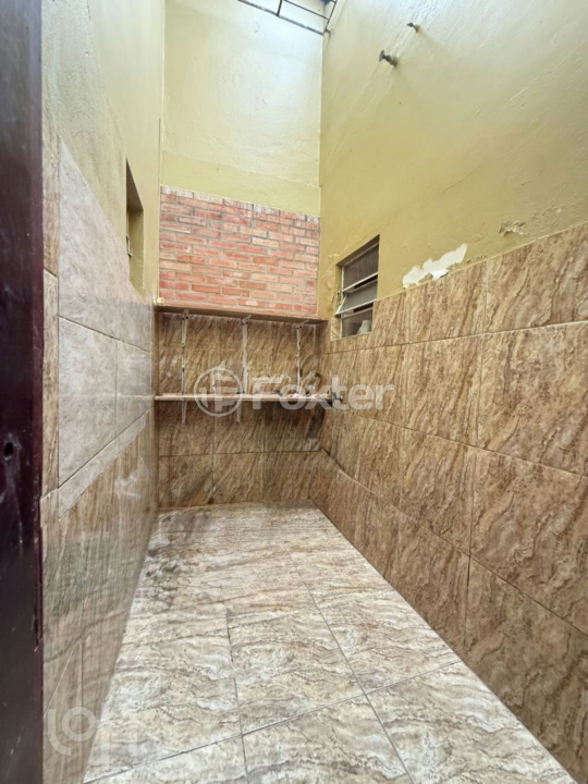 Casa à venda com 4 quartos, 250m² - Foto 17