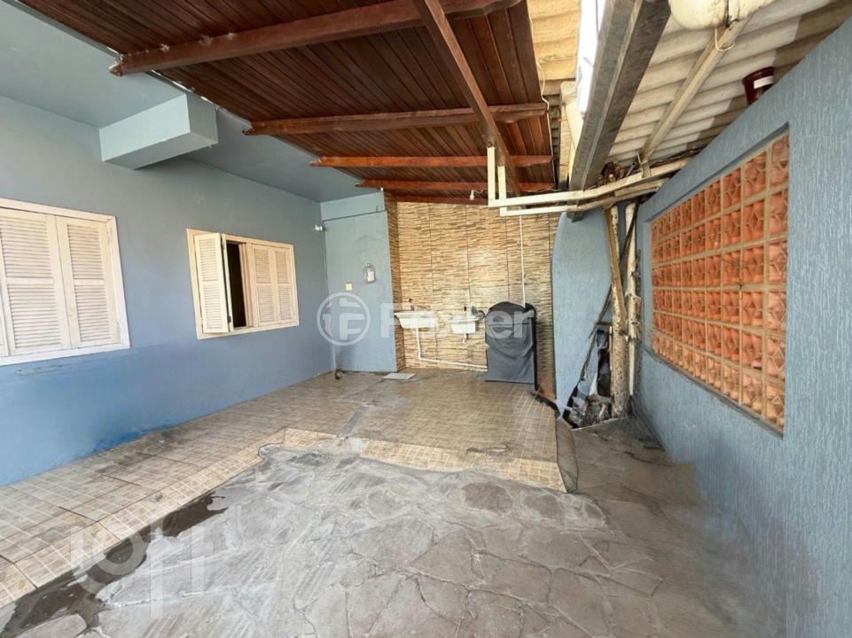 Casa à venda com 4 quartos, 250m² - Foto 29