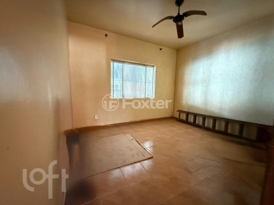 Casa à venda com 4 quartos, 250m² - Foto 22