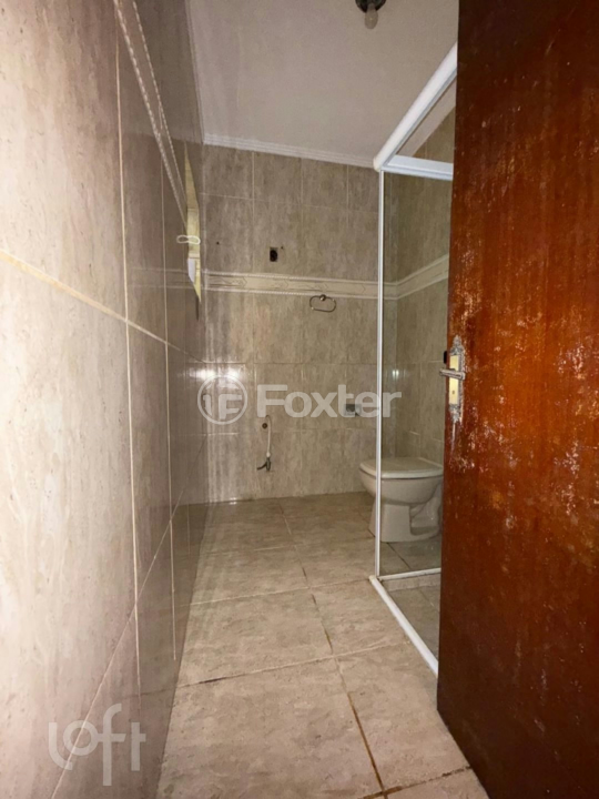 Casa à venda com 4 quartos, 250m² - Foto 11