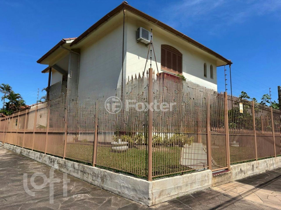 Casa à venda com 3 quartos, 256m² - Foto 87