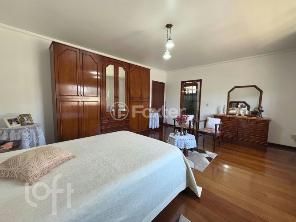 Casa à venda com 3 quartos, 256m² - Foto 42