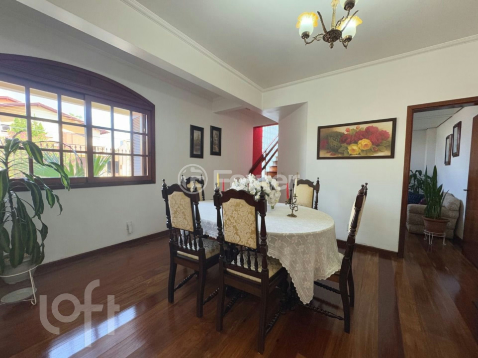 Casa à venda com 3 quartos, 256m² - Foto 5