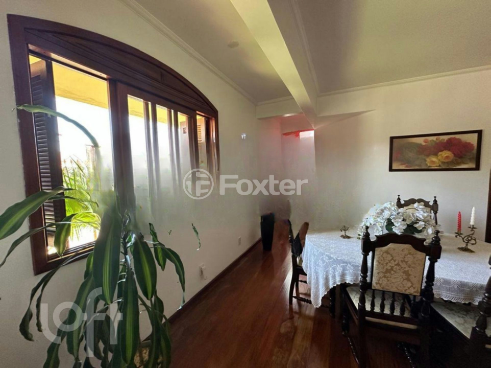 Casa à venda com 3 quartos, 256m² - Foto 7