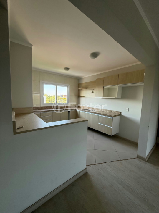 Apartamento à venda com 3 quartos, 102m² - Foto 3