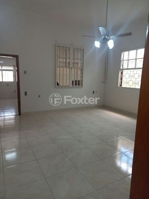 Casa à venda com 3 quartos, 150m² - Foto 14