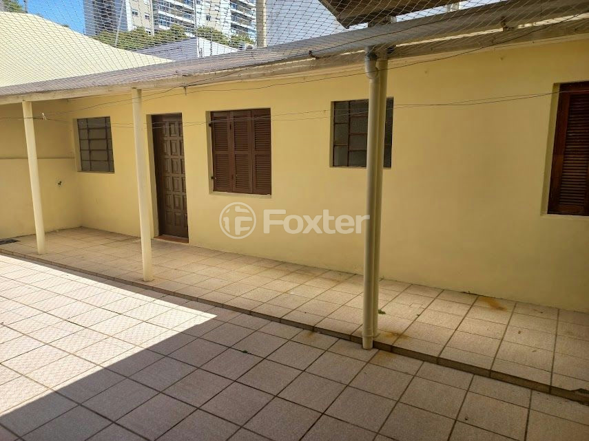 Casa à venda com 3 quartos, 150m² - Foto 7