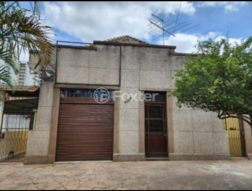 Casa à venda com 3 quartos, 150m² - Foto 1