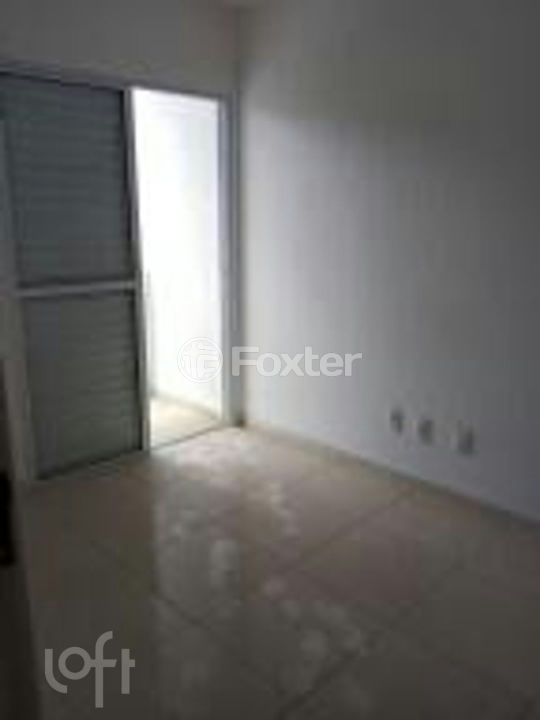 Casa à venda com 2 quartos, 60m² - Foto 7