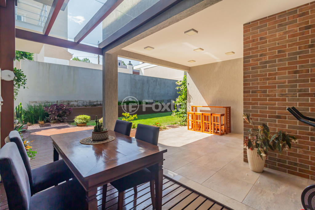 Casa de Condomínio à venda com 3 quartos, 205m² - Foto 23
