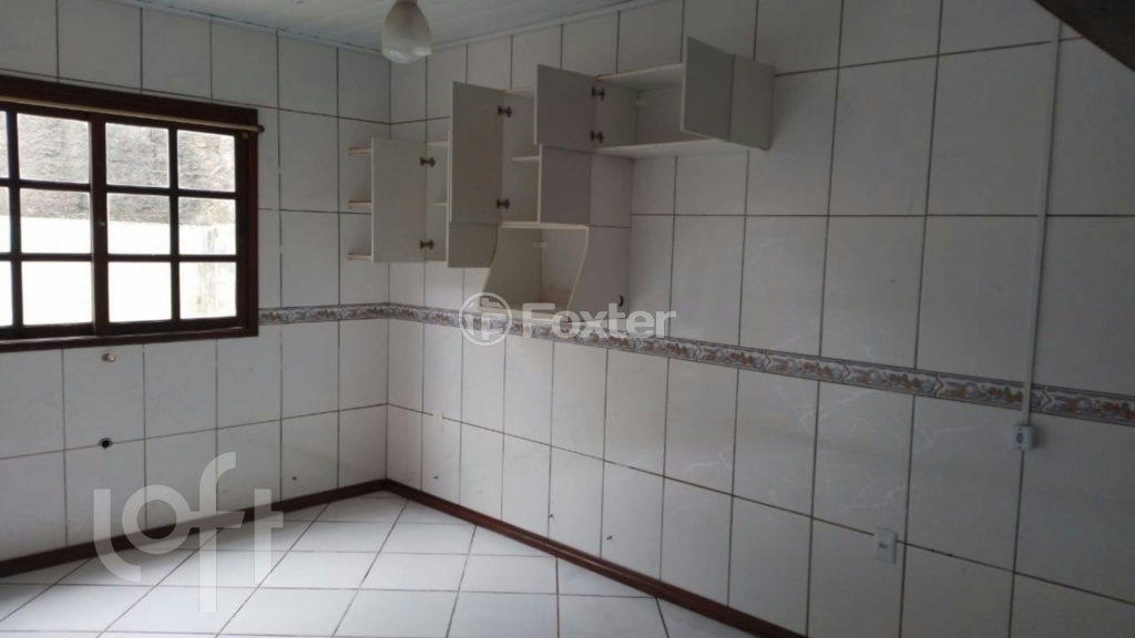 Casa à venda com 2 quartos, 79m² - Foto 7