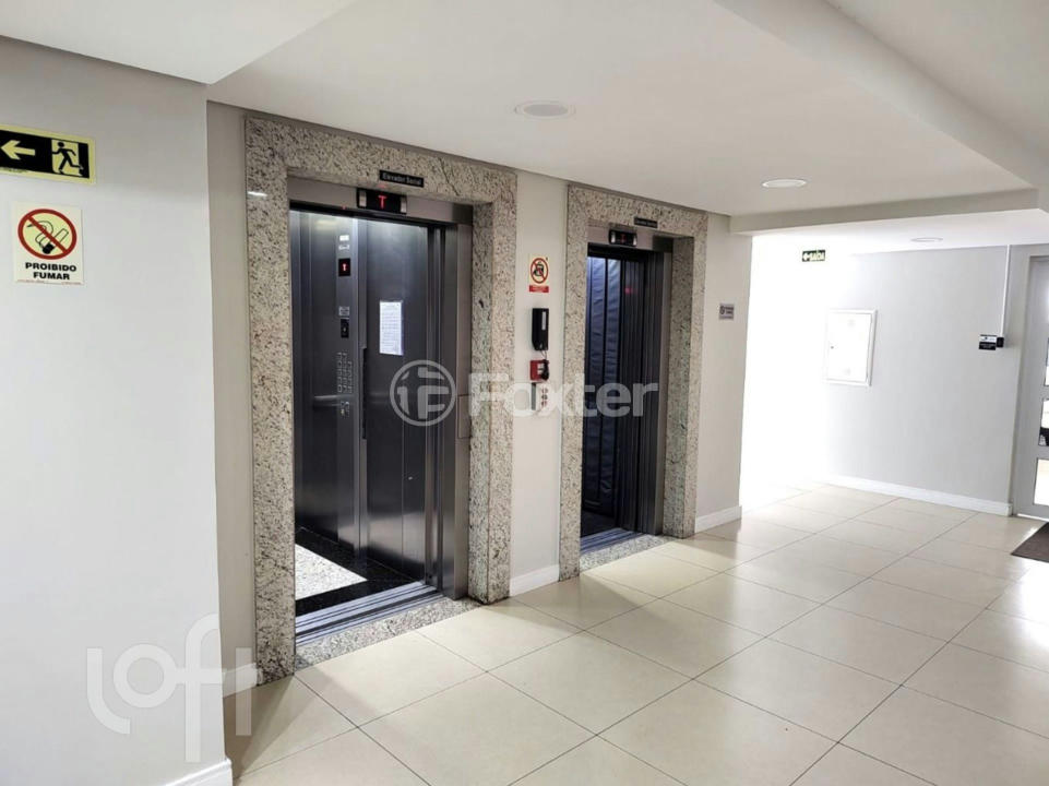 Apartamento à venda com 2 quartos, 68m² - Foto 30