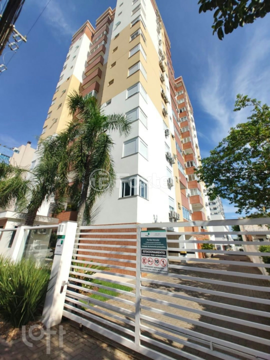 Apartamento à venda com 2 quartos, 68m² - Foto 1
