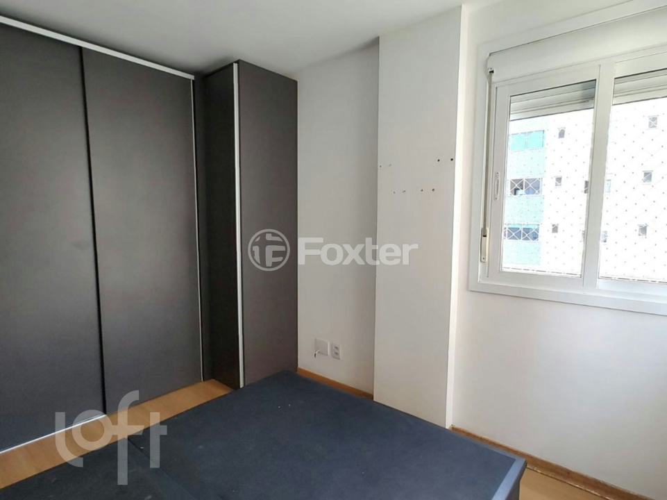 Apartamento à venda com 2 quartos, 68m² - Foto 18