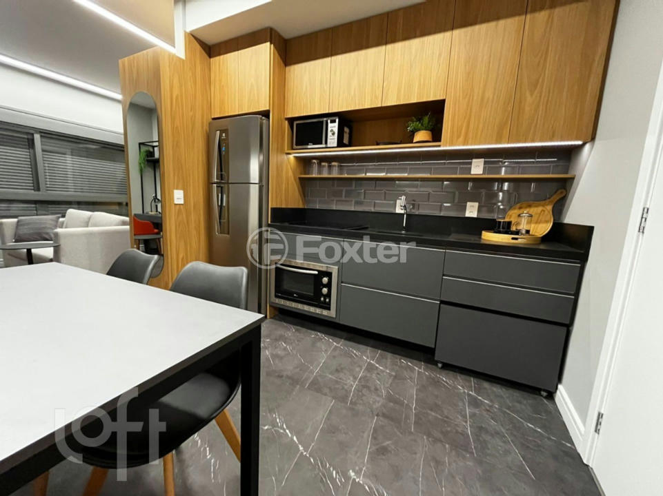 Apartamento à venda com 1 quarto, 36m² - Foto 11