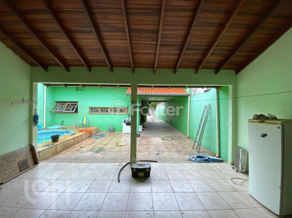 Casa à venda com 4 quartos, 250m² - Foto 18