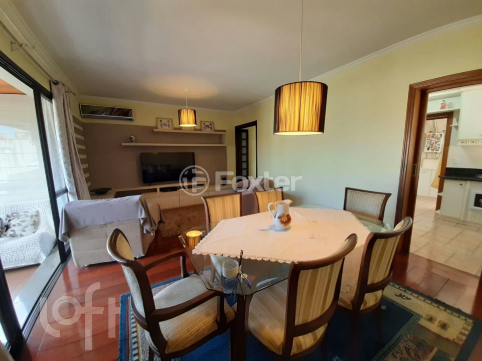 Apartamento à venda com 3 quartos, 134m² - Foto 2