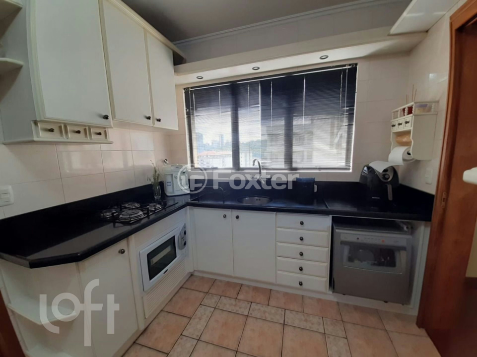 Apartamento à venda com 3 quartos, 134m² - Foto 5