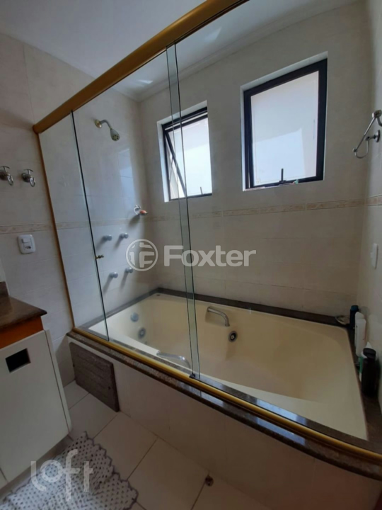 Apartamento à venda com 3 quartos, 134m² - Foto 17