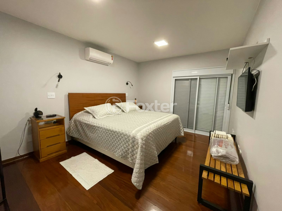 Casa à venda com 4 quartos, 550m² - Foto 7