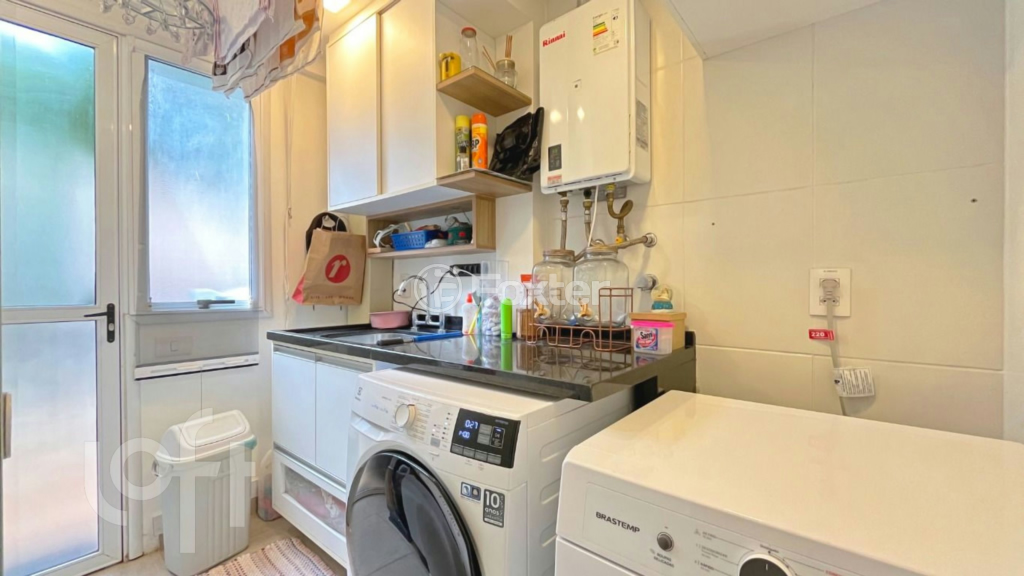Casa de Condomínio à venda com 3 quartos, 216m² - Foto 11