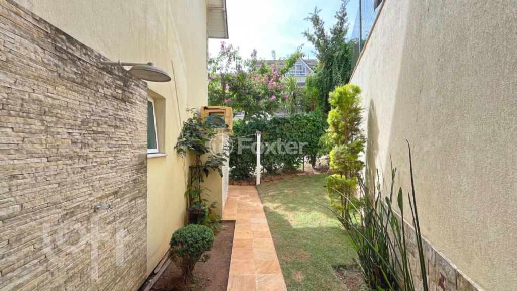 Casa de Condomínio à venda com 3 quartos, 216m² - Foto 25