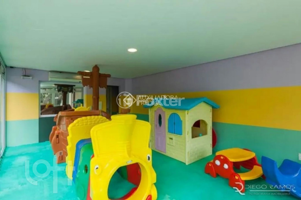 Casa de Condomínio à venda com 3 quartos, 216m² - Foto 47