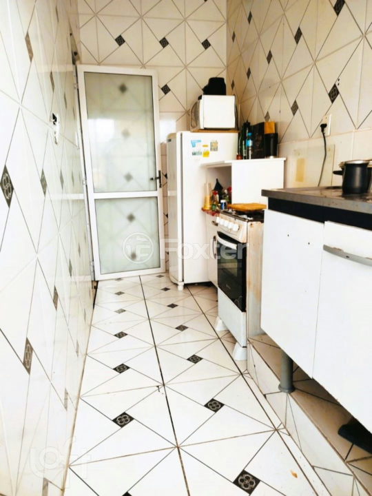 Apartamento à venda com 1 quarto, 40m² - Foto 4