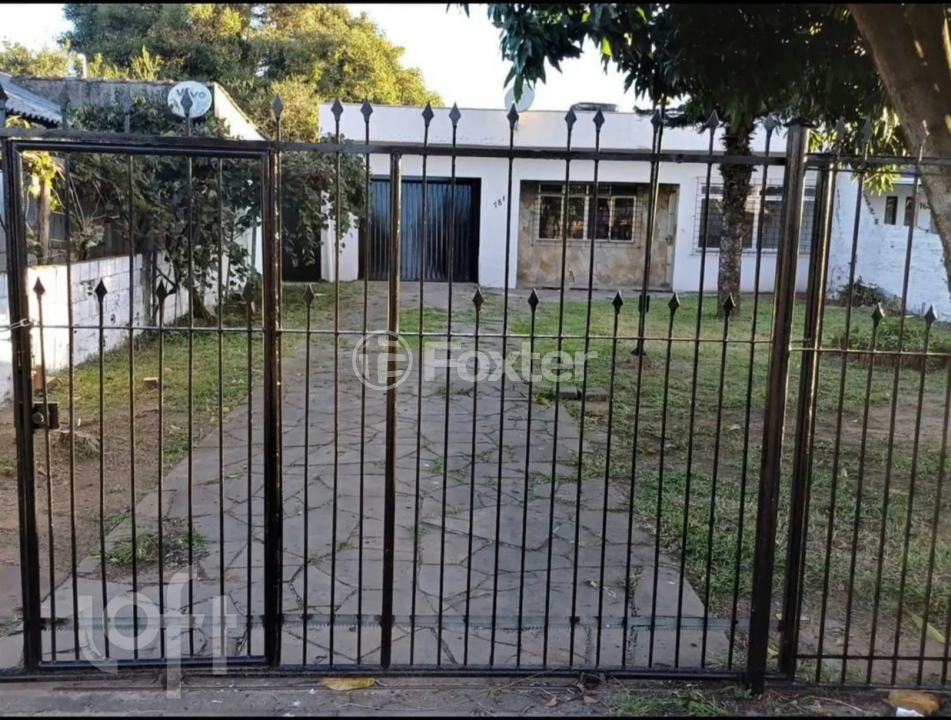 Casa à venda com 3 quartos, 100m² - Foto 2