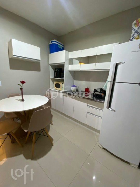 Casa à venda com 4 quartos, 85m² - Foto 9