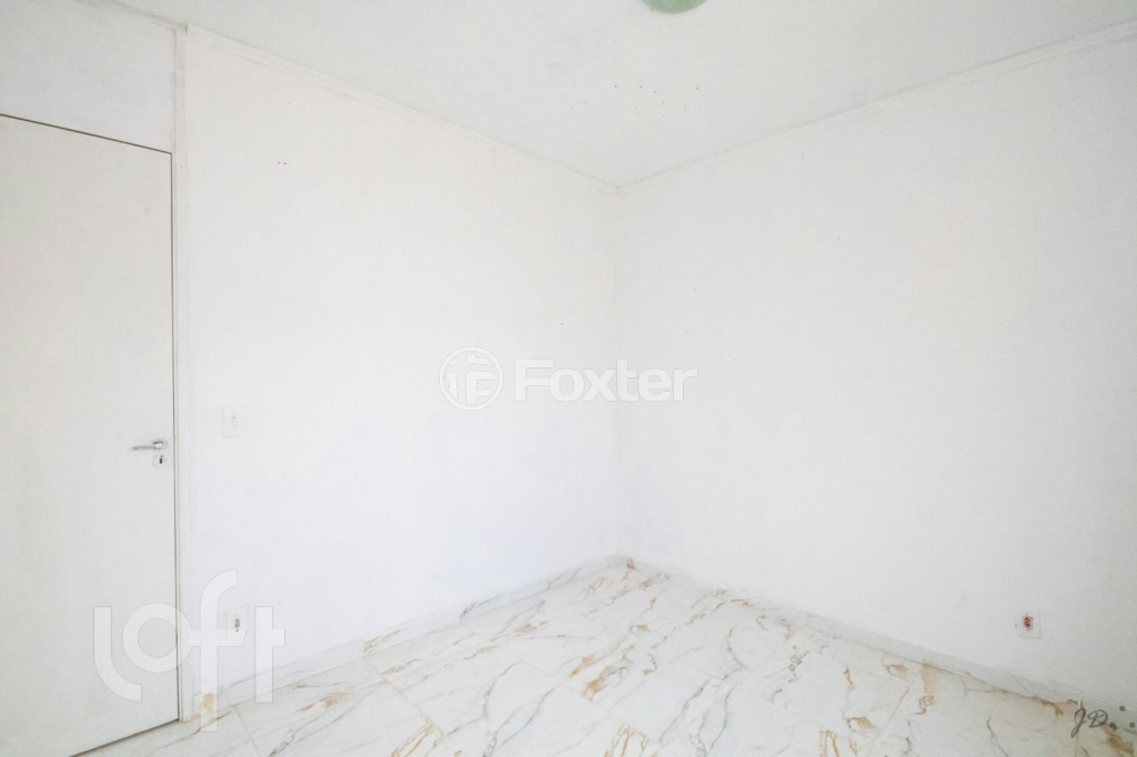 Apartamento à venda com 2 quartos, 42m² - Foto 13