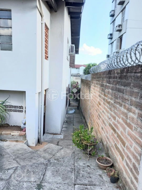 Casa à venda com 5 quartos, 202m² - Foto 22