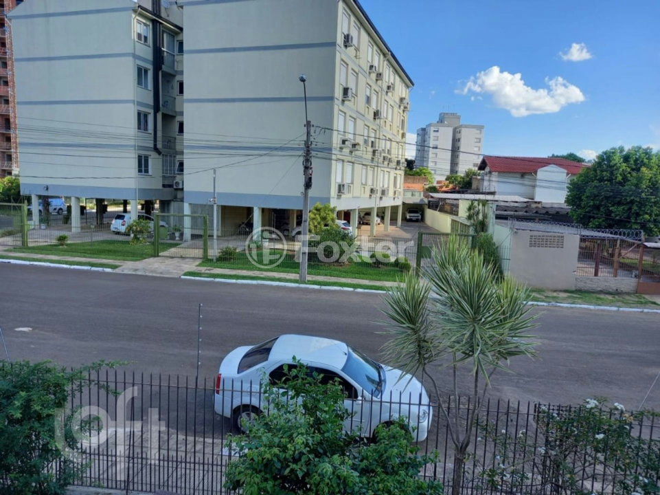 Casa à venda com 5 quartos, 202m² - Foto 8