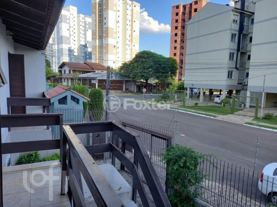 Casa à venda com 5 quartos, 202m² - Foto 11