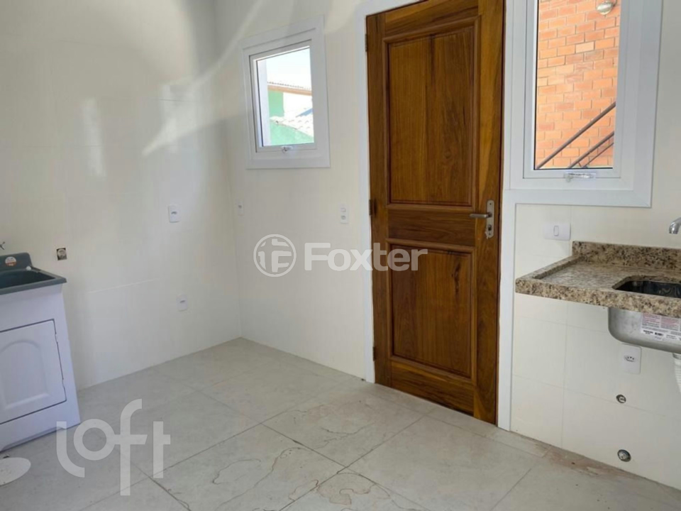 Casa à venda com 2 quartos, 64m² - Foto 3