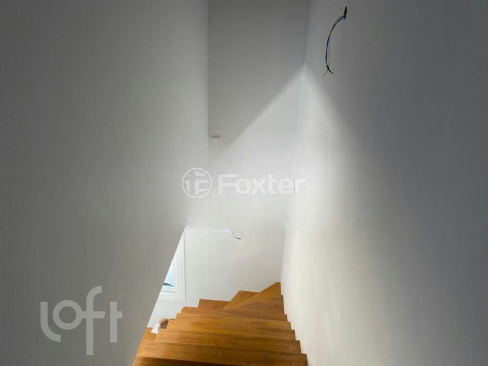Casa à venda com 2 quartos, 64m² - Foto 8