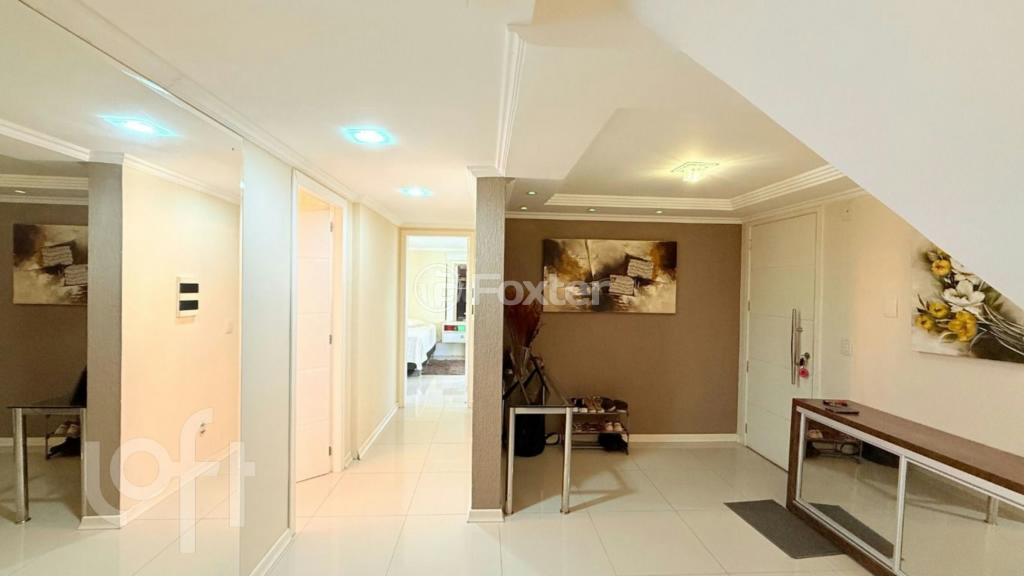 Apartamento à venda com 3 quartos, 196m² - Foto 4
