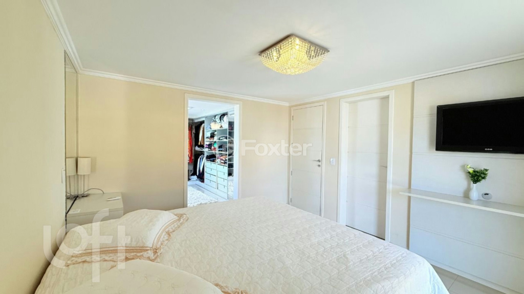 Apartamento à venda com 3 quartos, 196m² - Foto 13