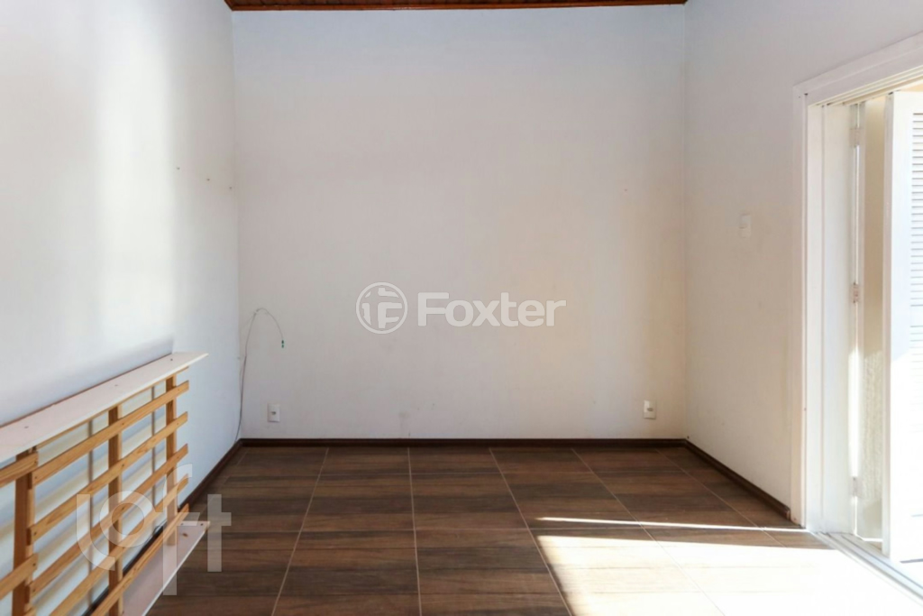 Casa à venda com 7 quartos, 263m² - Foto 35
