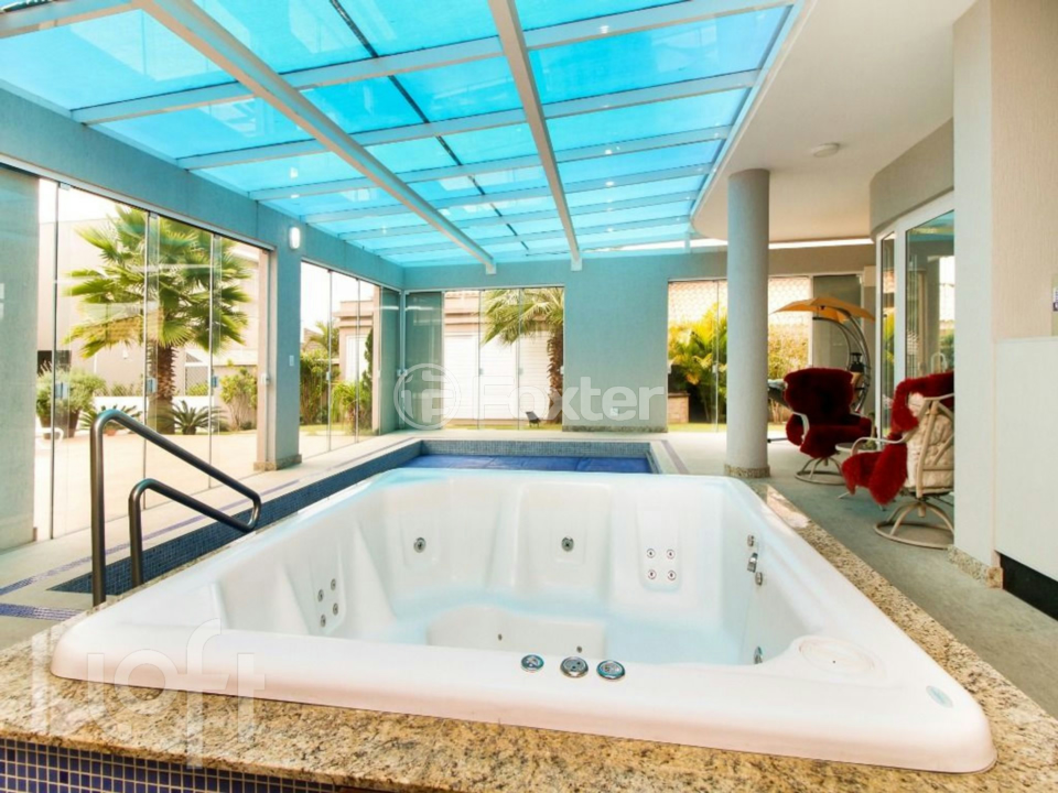 Casa de Condomínio à venda com 5 quartos, 720m² - Foto 1