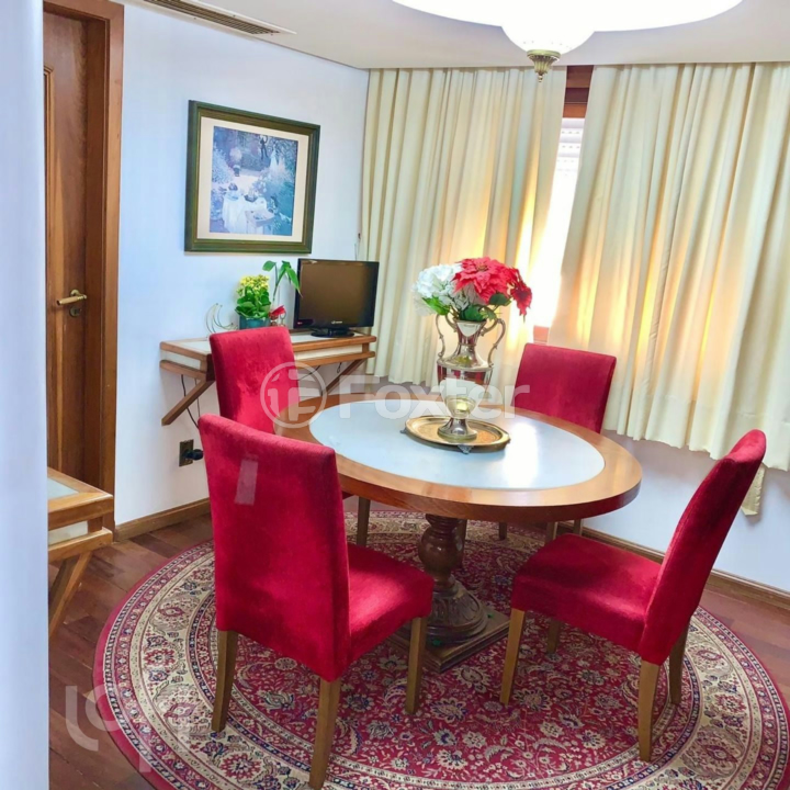 Cobertura à venda com 4 quartos, 300m² - Foto 11