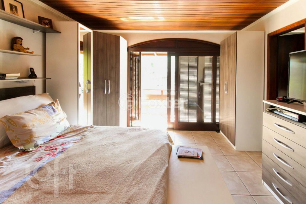 Casa à venda com 6 quartos, 500m² - Foto 13