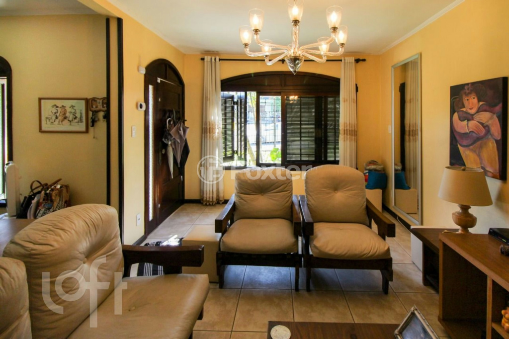 Casa à venda com 6 quartos, 500m² - Foto 3
