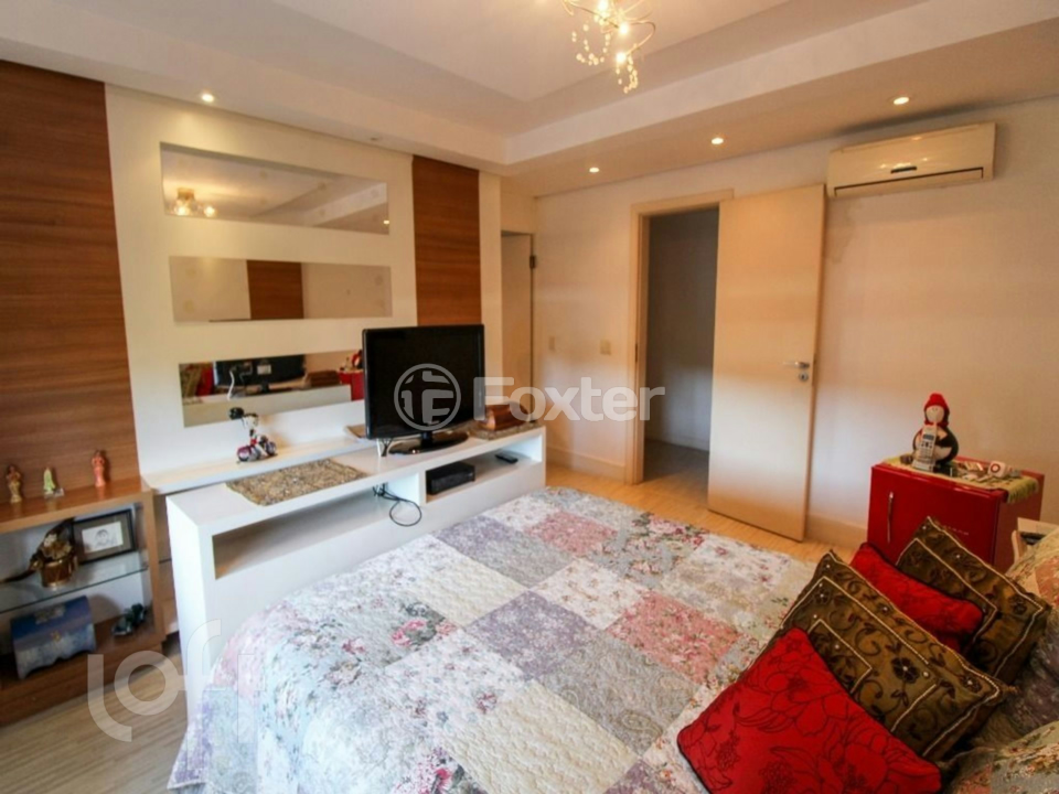Casa de Condomínio à venda com 3 quartos, 375m² - Foto 3