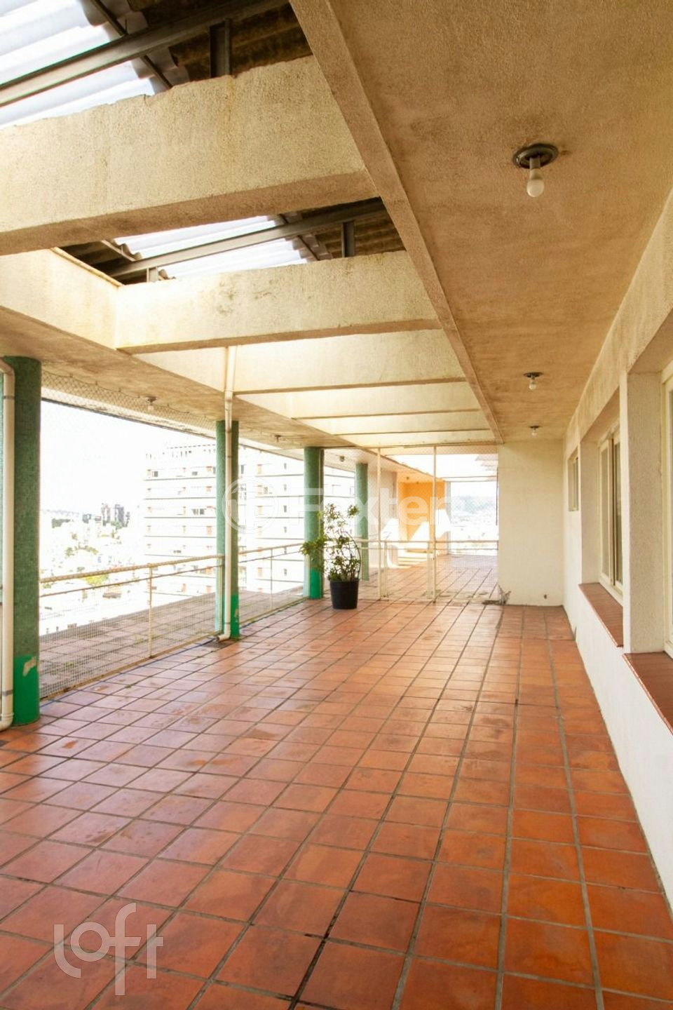 Apartamento à venda com 4 quartos, 207m² - Foto 23